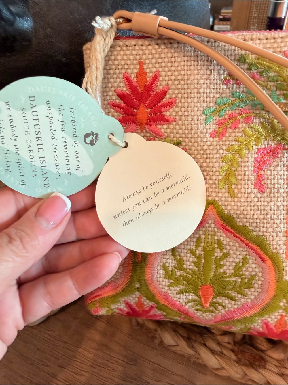NWT Spartina 449 Embroidered Wristlet Clutch in Pink, Green & Cream - Picture 3 of 7